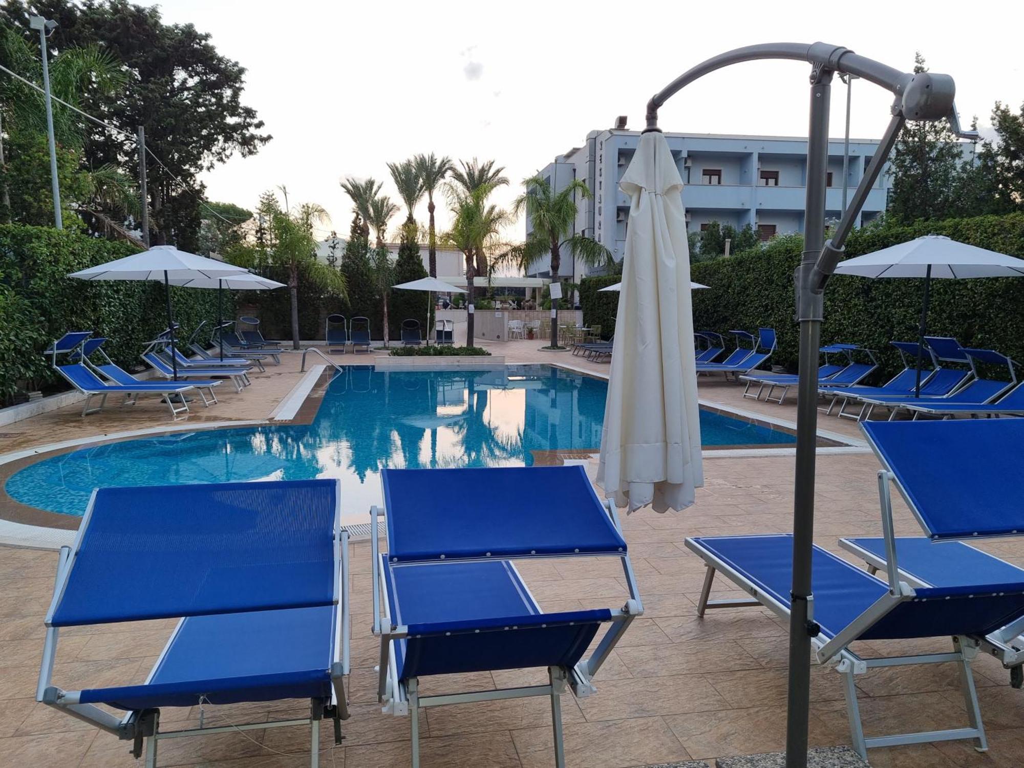 Costa Azul Hotel 4*