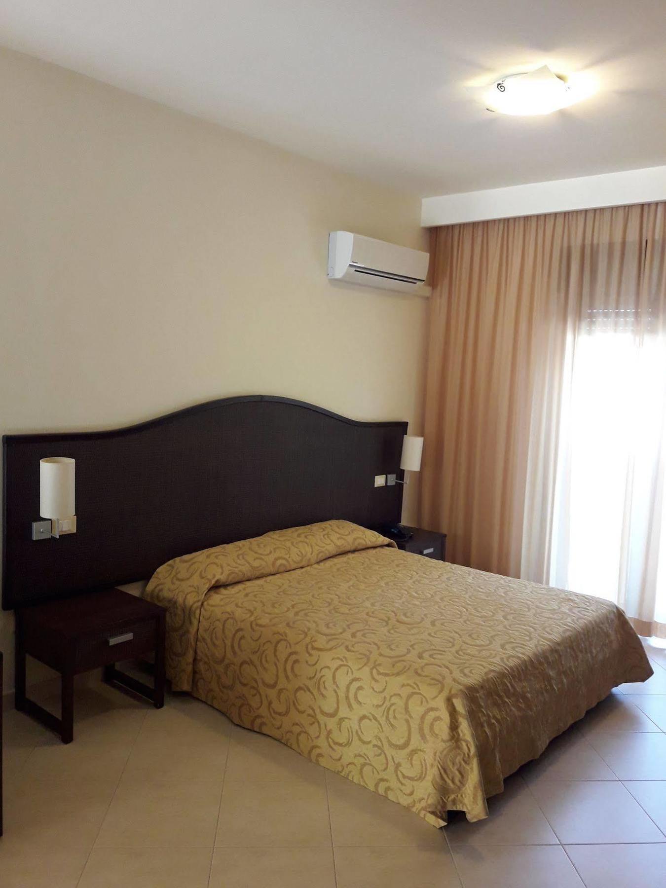 Costa Azul Hotel